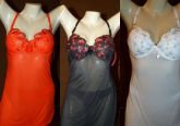 CAMISOLA COM CALCINHA SENSUAL BEIJO ROUBADO